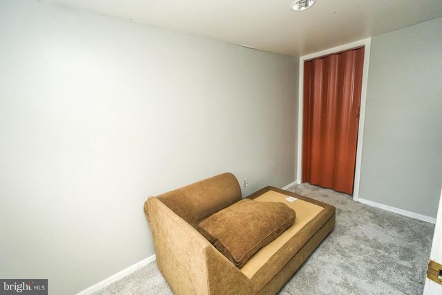 12 MADISON AVE, Hagerstown, MD 21740