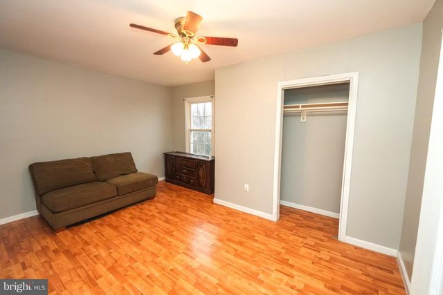 12 MADISON AVE, Hagerstown, MD 21740