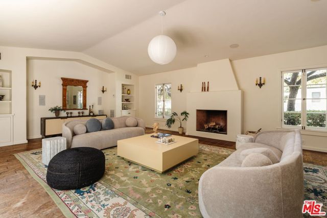 1990 Rose Villa Street, Pasadena, CA 91107