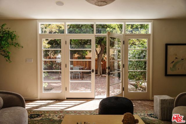 1990 Rose Villa Street, Pasadena, CA 91107