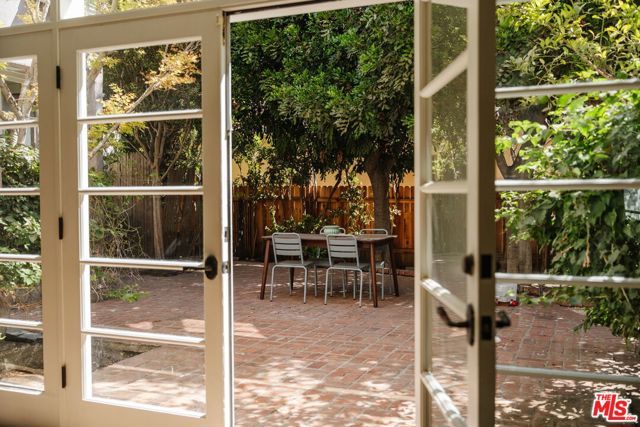 1990 Rose Villa Street, Pasadena, CA 91107
