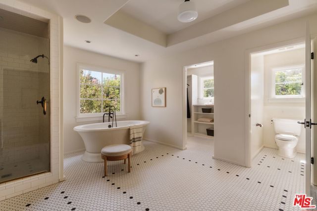 1990 Rose Villa Street, Pasadena, CA 91107