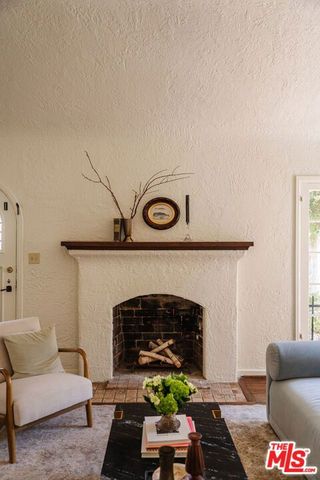 1990 Rose Villa Street, Pasadena, CA 91107