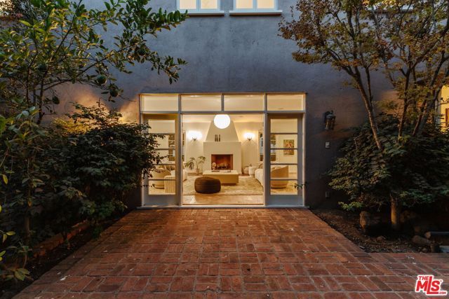 1990 Rose Villa Street, Pasadena, CA 91107
