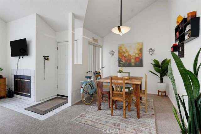 4581 Warner 302, Huntington Beach, CA 92649