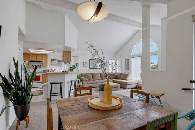 4581 Warner 302, Huntington Beach, CA 92649