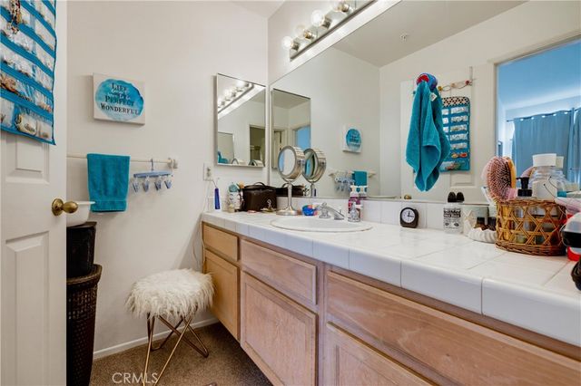 4581 Warner 302, Huntington Beach, CA 92649