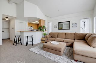 4581 Warner 302, Huntington Beach, CA 92649