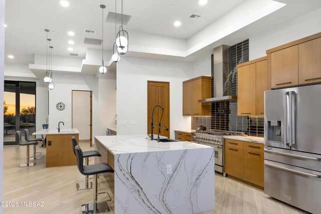 11931 N Mesquite Sunset Place, Oro Valley, AZ 85742