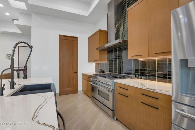 11931 N Mesquite Sunset Place, Oro Valley, AZ 85742