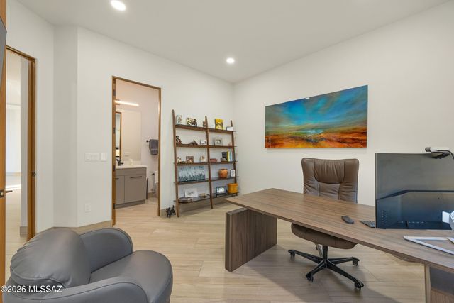 11931 N Mesquite Sunset Place, Oro Valley, AZ 85742