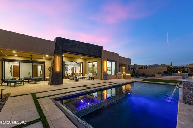 11931 N Mesquite Sunset Place, Oro Valley, AZ 85742