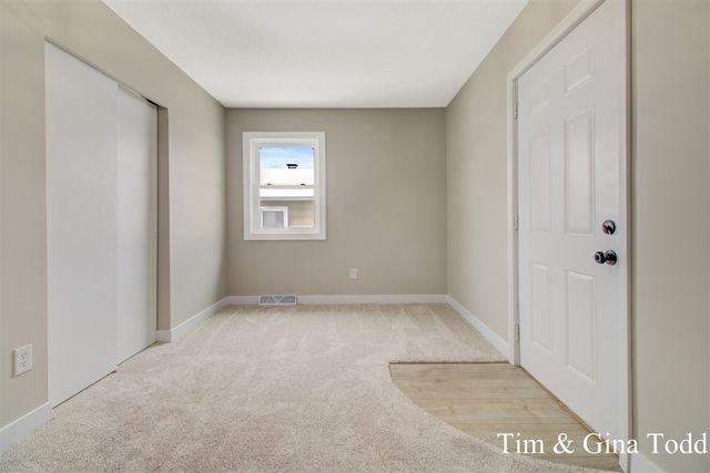 1628 Ira Avenue, Grand Rapids, MI 49504