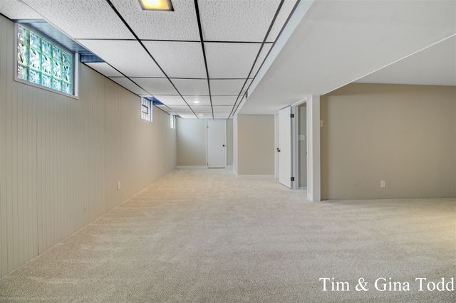 1628 Ira Avenue, Grand Rapids, MI 49504