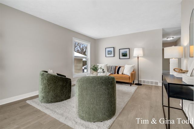 1628 Ira Avenue, Grand Rapids, MI 49504