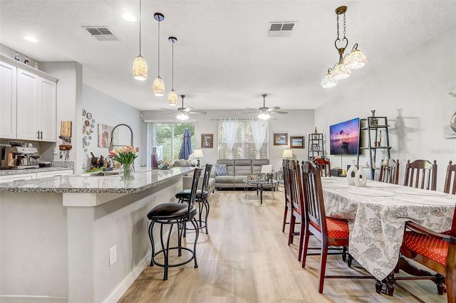 517 LAKE EAGLE LANE, Sanford, FL 32773