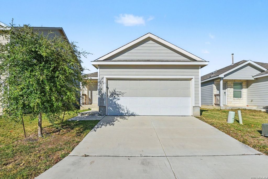5443 DAPHNE PATH, San Antonio, TX 78253