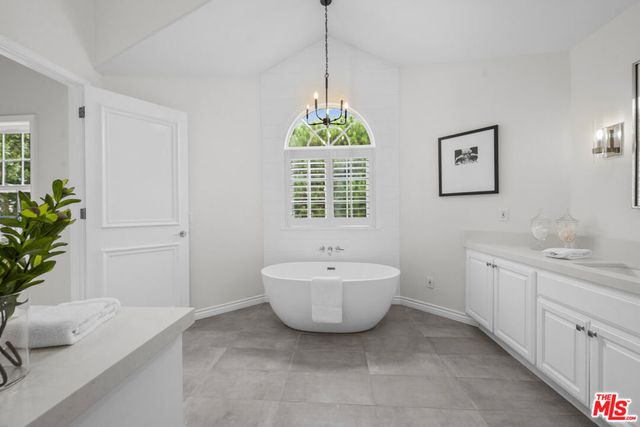 7861 W 80th Street, Playa Del Rey, CA 90293