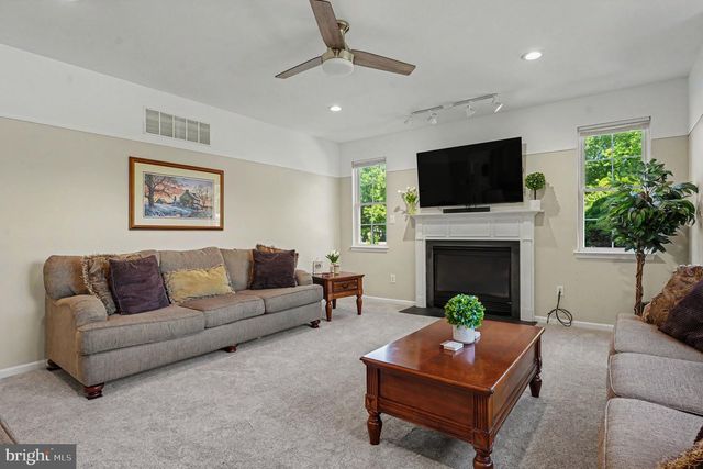 295 JAMES HECKLER RD, Harleysville, PA 19438