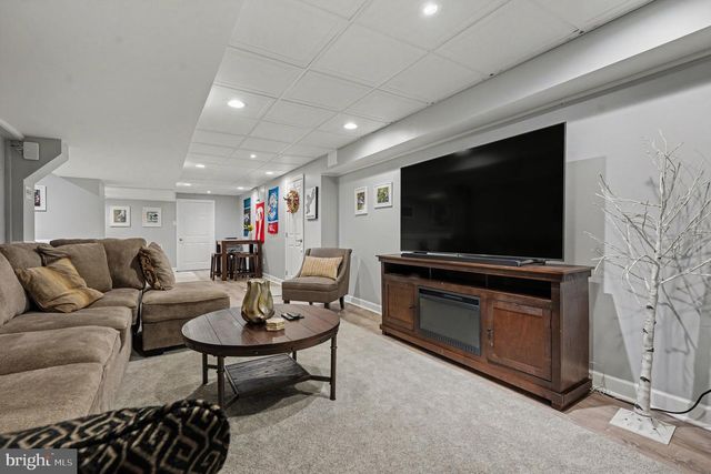 295 JAMES HECKLER RD, Harleysville, PA 19438