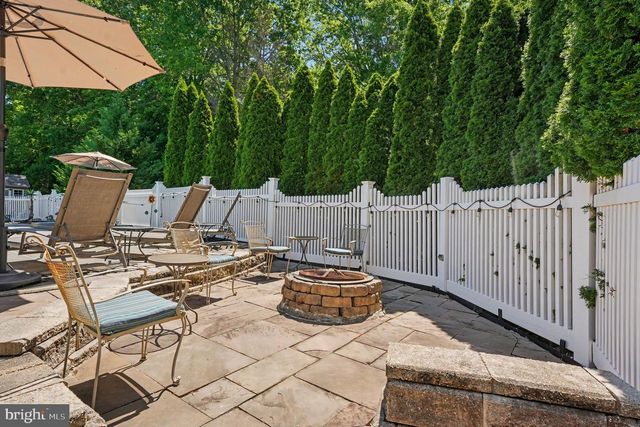 295 JAMES HECKLER RD, Harleysville, PA 19438