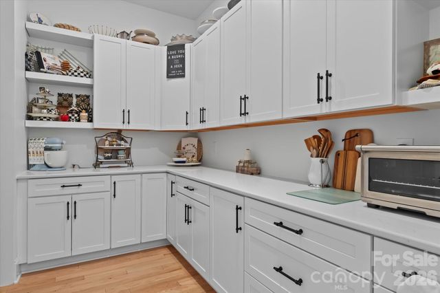 176 Hazelton Loop 13, Mooresville, NC 28117