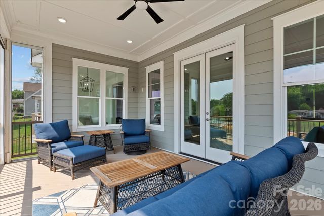 176 Hazelton Loop 13, Mooresville, NC 28117