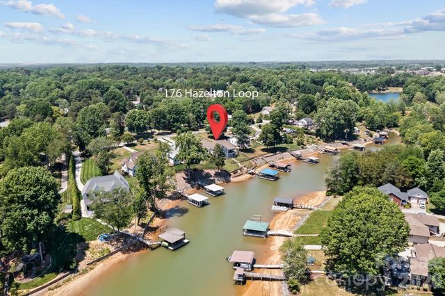 176 Hazelton Loop 13, Mooresville, NC 28117