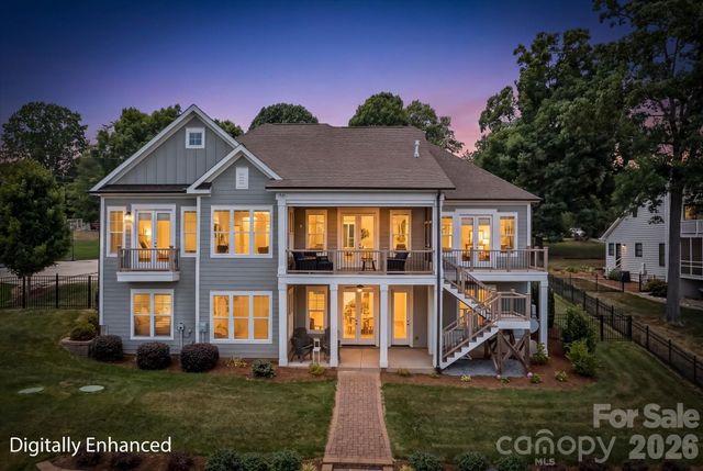 176 Hazelton Loop 13, Mooresville, NC 28117