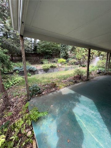 813 Maine St, Forest Hills Boro, PA 15221