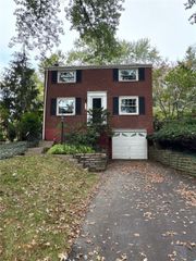 813 Maine St, Forest Hills Boro, PA 15221