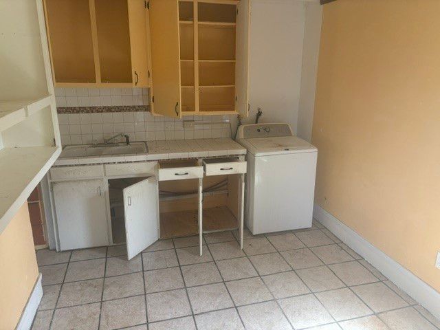 814 W 5th Street S, Newton, IA 50208