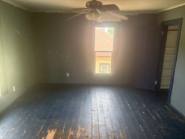 814 W 5th Street S, Newton, IA 50208