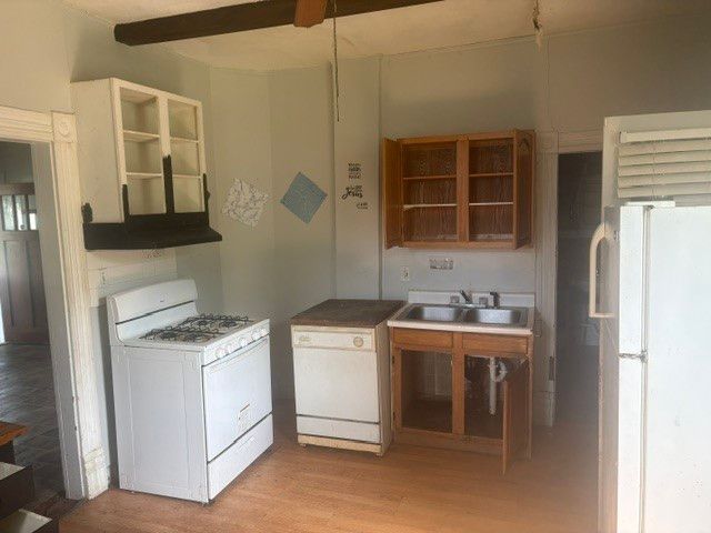 814 W 5th Street S, Newton, IA 50208