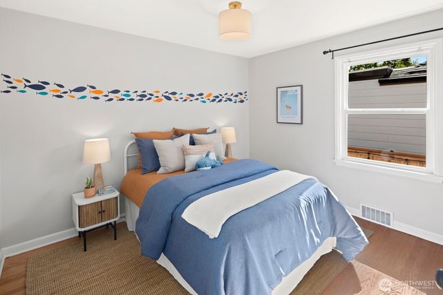 4015 NE 58th Street, Seattle, WA 98105