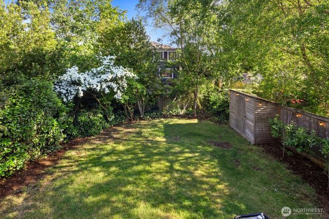 4015 NE 58th Street, Seattle, WA 98105