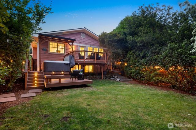 4015 NE 58th Street, Seattle, WA 98105
