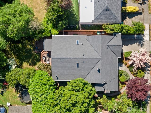 4015 NE 58th Street, Seattle, WA 98105