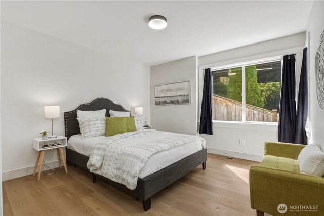 6029 Atlas Place SW, Seattle, WA 98136