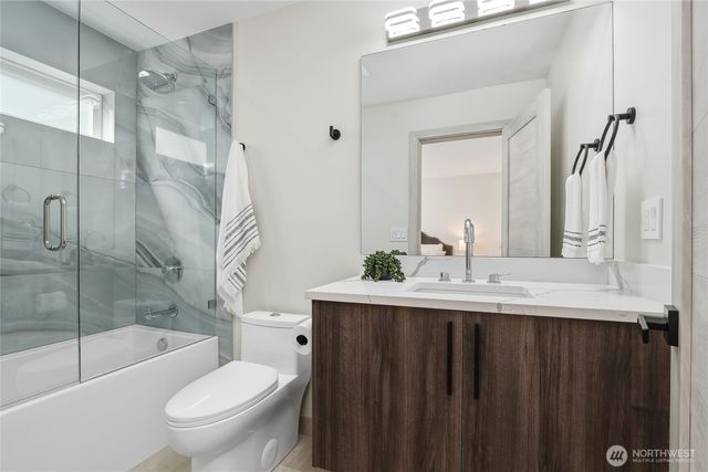 6029 Atlas Place SW, Seattle, WA 98136