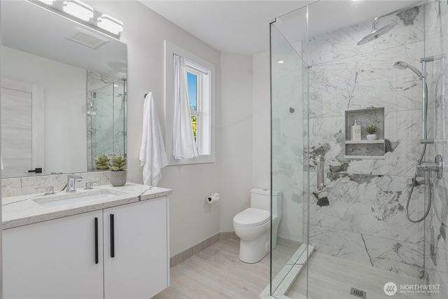 6029 Atlas Place SW, Seattle, WA 98136