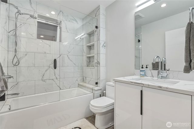 6029 Atlas Place SW, Seattle, WA 98136