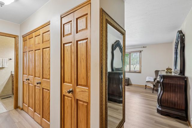 308 S Knollwood Drive, Schaumburg, IL 60193