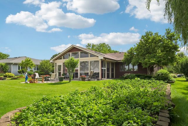308 S Knollwood Drive, Schaumburg, IL 60193