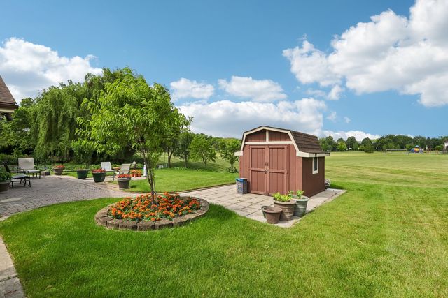 308 S Knollwood Drive, Schaumburg, IL 60193
