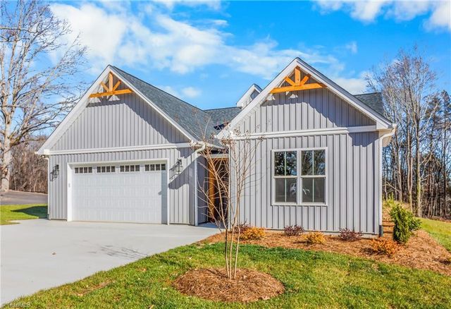 4608 Cedar Farm Lane, Pfafftown, NC 27040