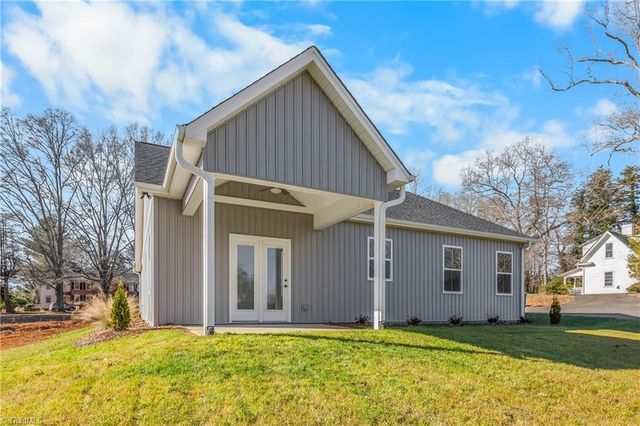 4608 Cedar Farm Lane, Pfafftown, NC 27040