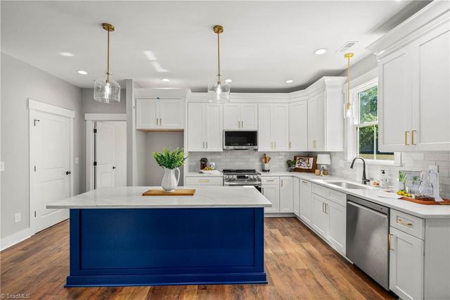 4608 Cedar Farm Lane, Pfafftown, NC 27040