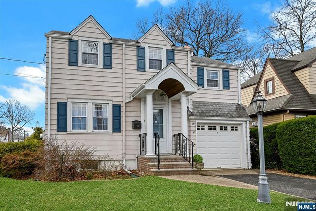 133 Willow Avenue, Hackensack, NJ 07601