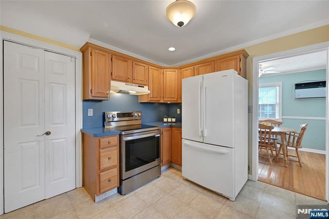 133 Willow Avenue, Hackensack, NJ 07601